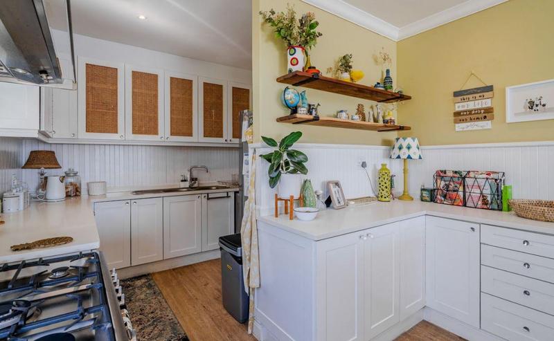 4 Bedroom Property for Sale in Simons Town Western Cape